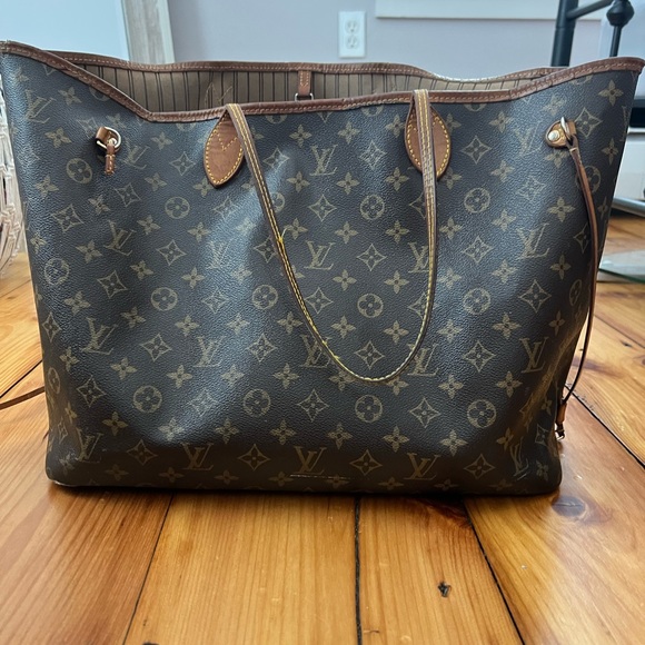 Louis Vuitton Handbags - Louis Vuitton Neverfull GM - monogram authentic